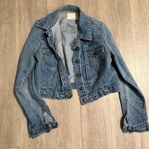 Life in Progress Classic cropped Blue Jean Jacket